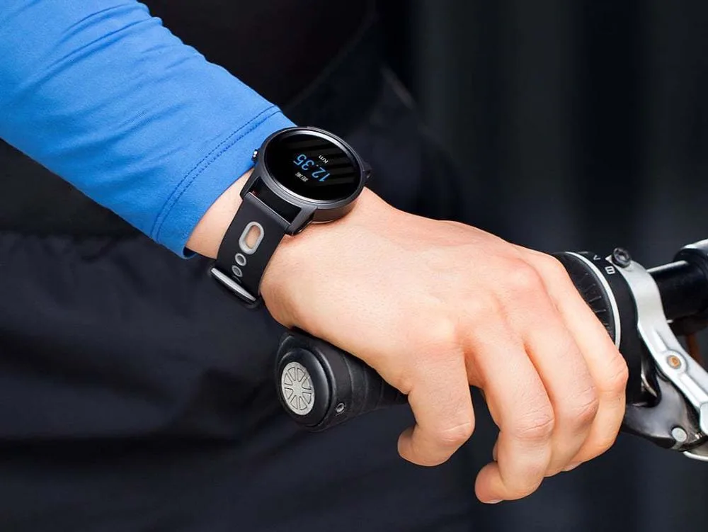 Xiaomi випустила розумний годинник для занять спортом
