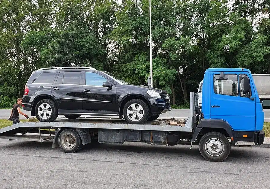Послуги евакуатора у Львові та області