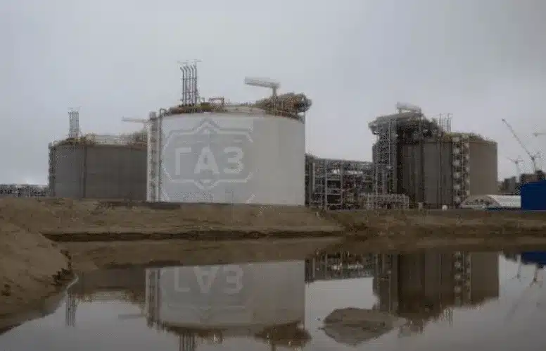 Росія намагається відновити експорт скрапленого газу, зірваний санкціями