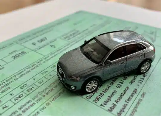 Все про Зелену карту: страхування для подорожі автомобілем до Словаччини