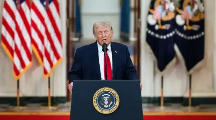 Трамп підвищив мита на автомобілі з Європи