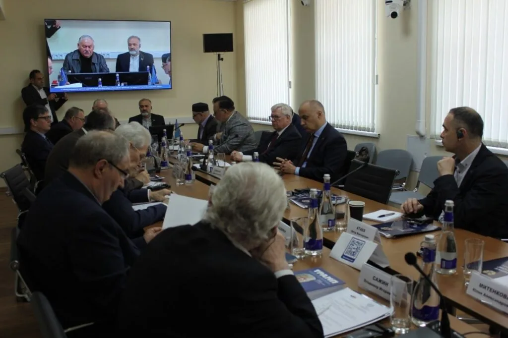 Фасад із тріщинами: як Іран за зачиненими дверима скаржиться на «кидалово» з боку Кремля