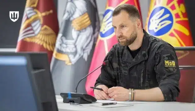 У Міноборони прокоментували звільнення Хмари з військової служби